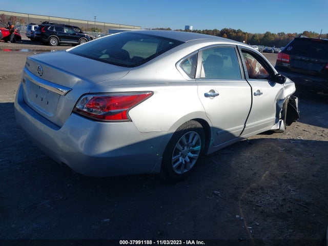 2015 NISSAN ALTIMA 2.5 S VIN: 1N4AL3AP4FN305849