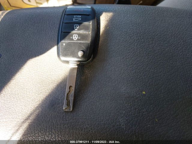 3KPA24AB8KE236217 KIA RIO S