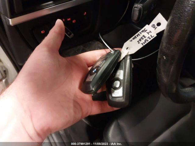WBA3C3C55EPV90012 BMW 320i Xdrive