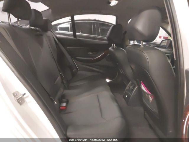 WBA3C3C55EPV90012 BMW 320i Xdrive