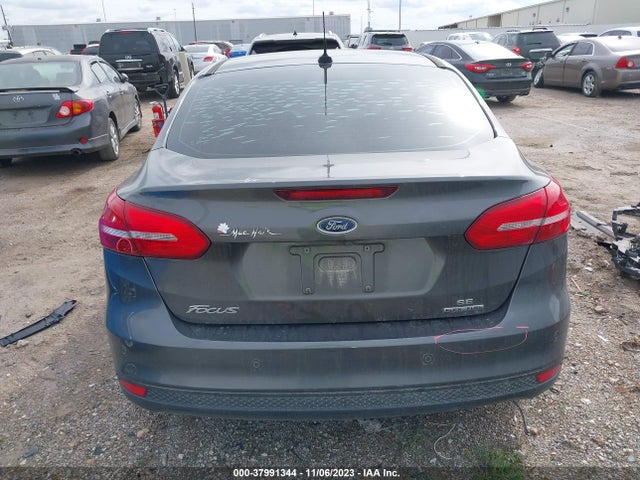 2015 FORD FOCUS SE VIN: 1FADP3F27FL378465