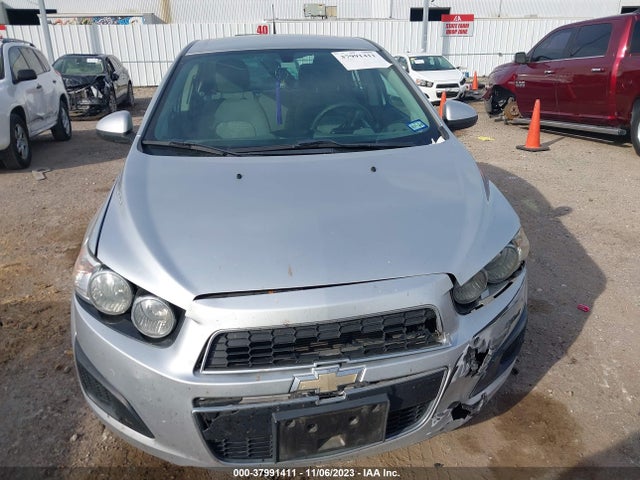 Chevrolet Sonic Ls Auto 2014 1G1JA5SH7E4211285 Image 12