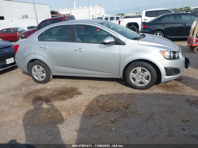 Chevrolet Sonic Ls Auto 2014 1G1JA5SH7E4211285 Image 13