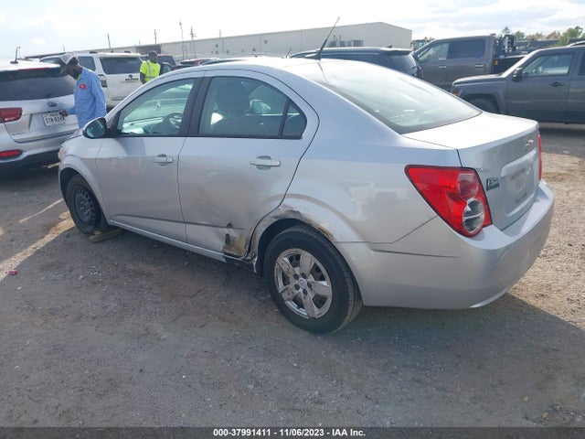 Chevrolet Sonic Ls Auto 2014 1G1JA5SH7E4211285 Image 3