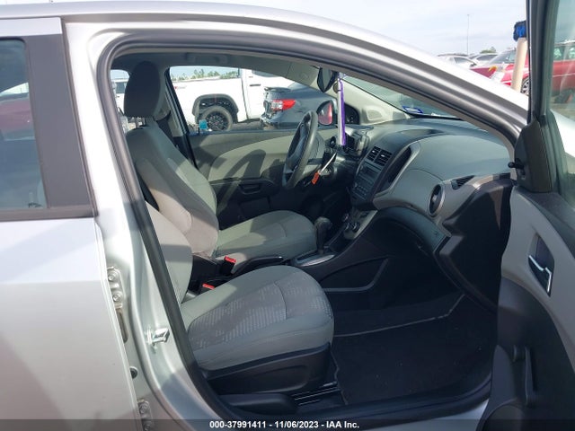 Chevrolet Sonic Ls Auto 2014 1G1JA5SH7E4211285 Image 5