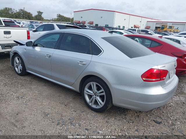 1VWBN7A34EC012652 Volkswagen Passat 2.0l Tdi Se