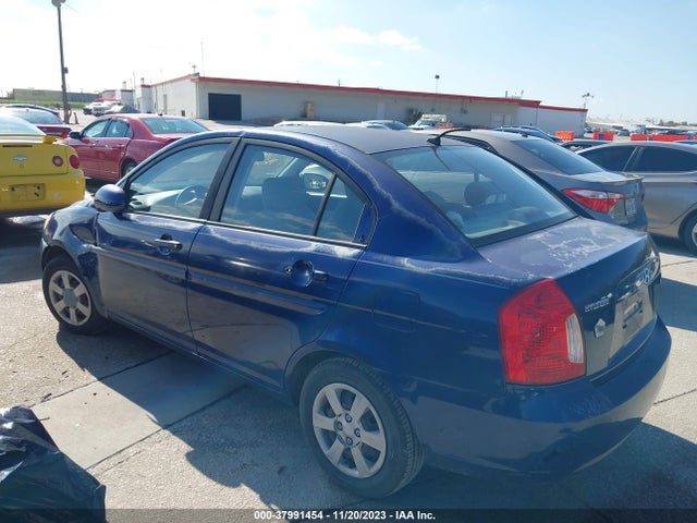 2007 HYUNDAI ACCENT GLS VIN: KMHCN46C87U165820