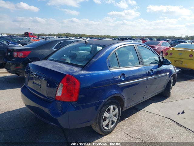 2007 HYUNDAI ACCENT GLS VIN: KMHCN46C87U165820