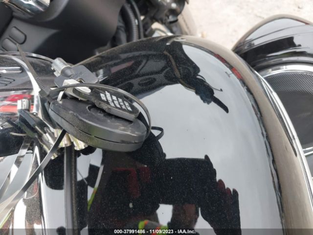 2021 HARLEY-DAVIDSON FLHX 1HD1KBC18MB668460 Photo 10