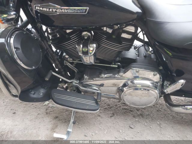 2021 HARLEY-DAVIDSON FLHX 1HD1KBC18MB668460 Photo 8