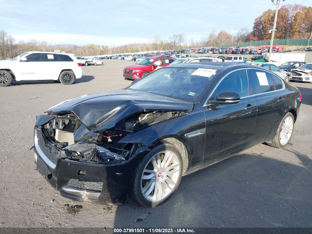 2016 JAGUAR XF SAJBK4BV6GCY12318 Photo 1