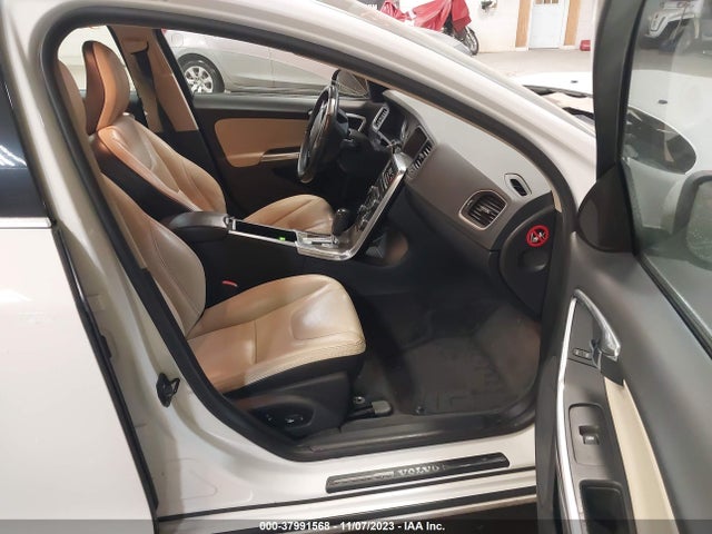 2012 VOLVO S60 T5 VIN: YV1622FS4C2081743