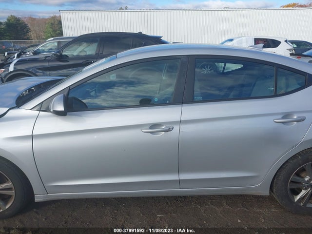 2018 HYUNDAI ELANTRA SEL VIN: 5NPD84LF7JH314105