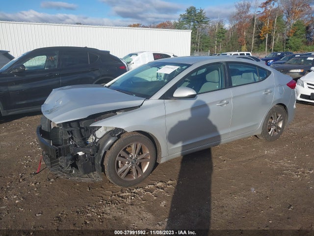 2018 HYUNDAI ELANTRA SEL VIN: 5NPD84LF7JH314105