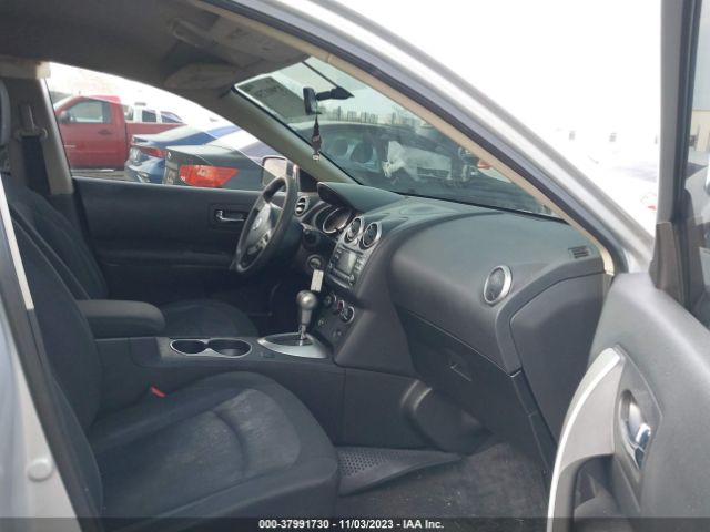 JN8AS5MT0FW154962 Nissan Rogue Select S