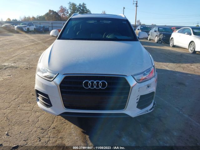 WA1BCCFS0HR003816 Audi Q3 2.0t Premium