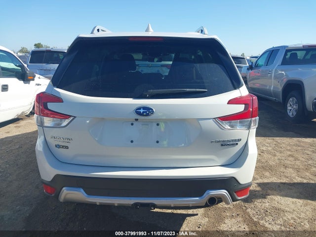 2022 SUBARU FORESTER TOURING VIN: JF2SKARC3NH529474