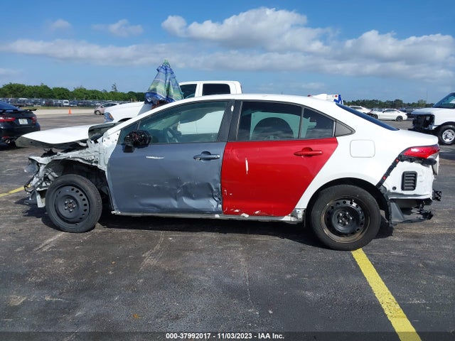 Toyota COROLLA LE 2020 5YFEPRAE0LP092902 Image 15