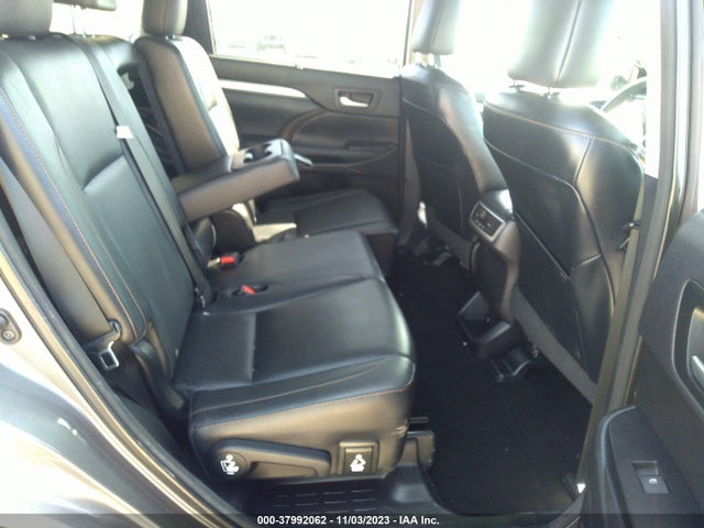 2015 TOYOTA HIGHLANDER XLE V6 VIN: 5TDKKRFH7FS045544