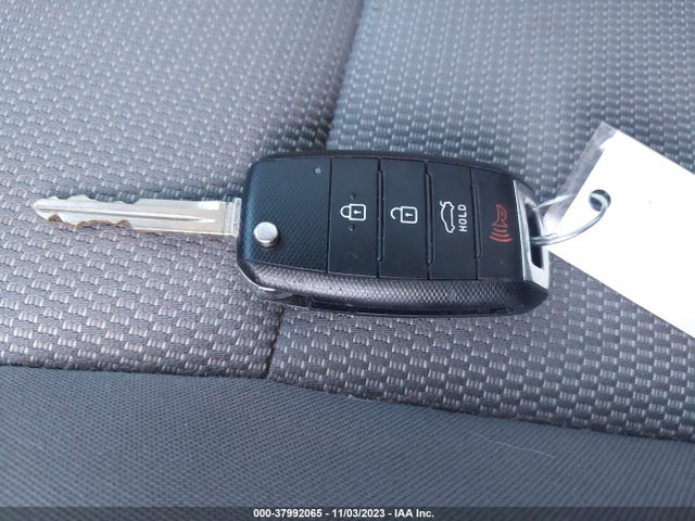 KIA FORTE LX 2017 3KPFK4A79HE036120 Image 11
