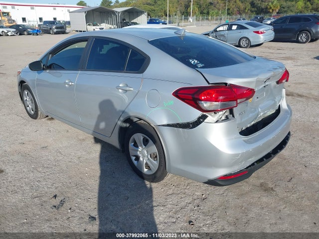 KIA FORTE LX 2017 3KPFK4A79HE036120 Image 3
