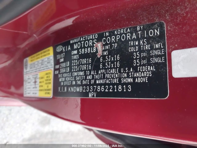 2008 KIA SEDONA LX VIN: KNDMB233786221813