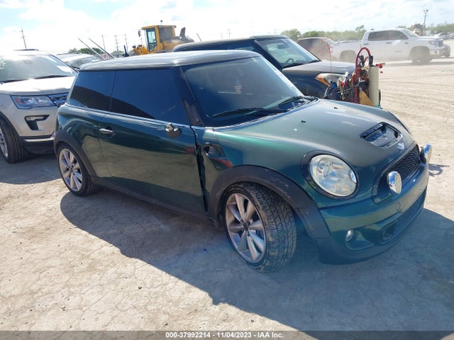 2011 MINI COOPER S WMWSV3C57BTY11201 Photo 0