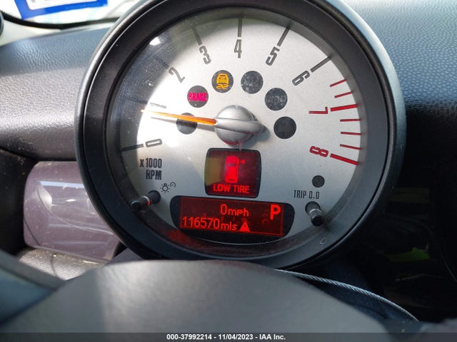 2011 MINI COOPER S WMWSV3C57BTY11201 Photo 6