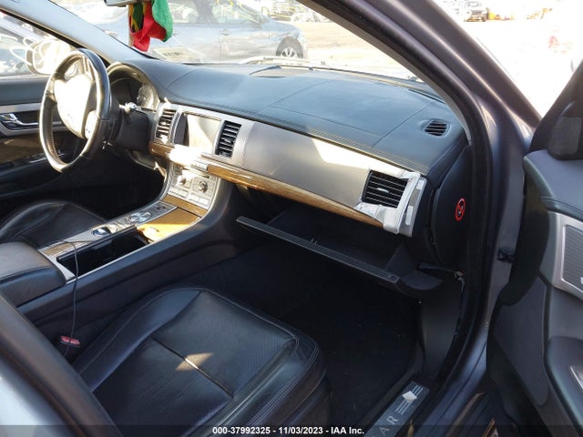 2009 JAGUAR XF SAJWA07C591R31044 Photo 4