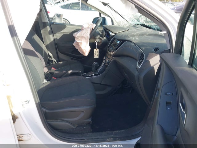 Chevrolet TRAX LS 2018 3GNCJKSB5JL348022 Image 5