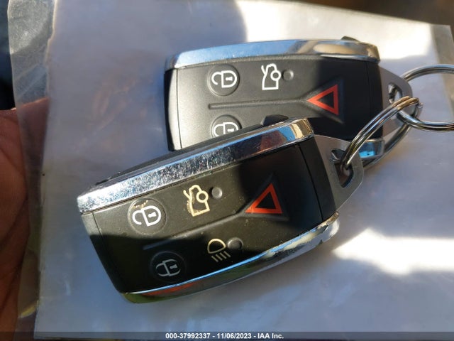 2010 JAGUAR XK SAJWA4GB3ALB36648 Photo 10