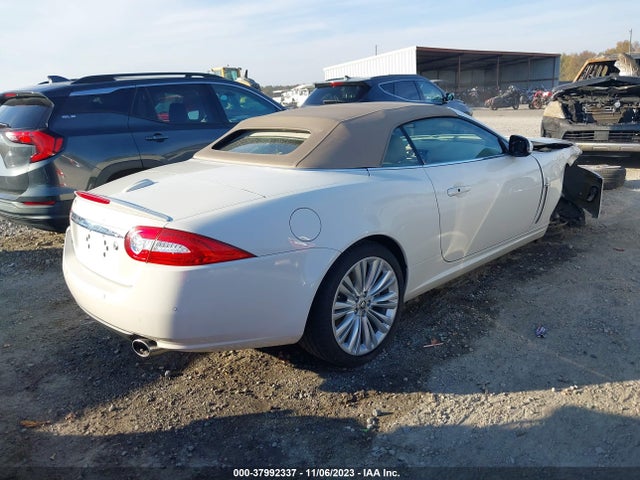 2010 JAGUAR XK SAJWA4GB3ALB36648 Photo 3