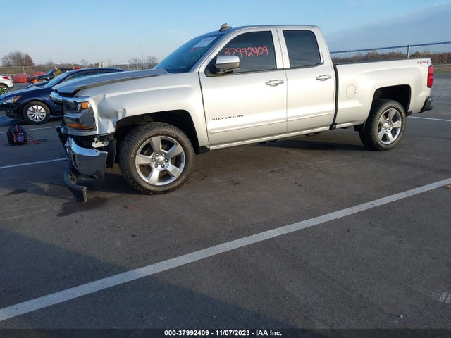 Chevrolet Silverado 1500 1lt 2017 1GCVKREC1HZ391352 Image 2