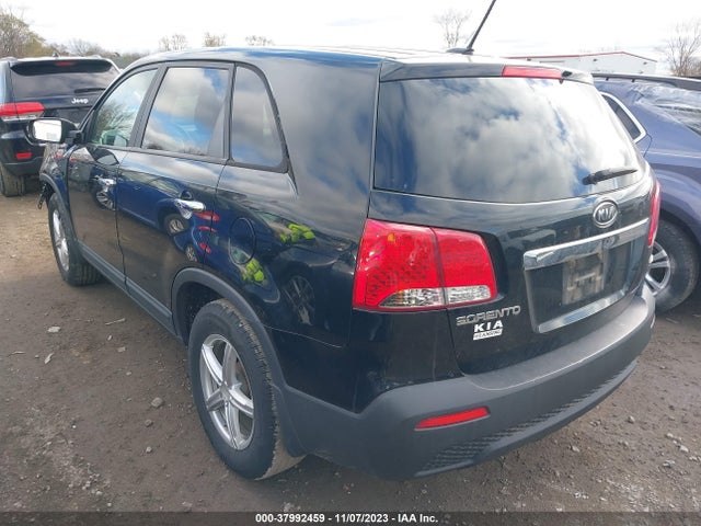 2012 KIA SORENTO LX VIN: 5XYKT3A11CG215524