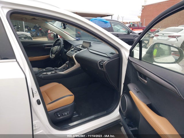 JTJYARBZ8H2051033 Lexus NX 200T