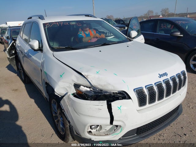 2019 JEEP CHEROKEE LATITUDE PLUS 4X4 VIN: 1C4PJMLB4KD329117
