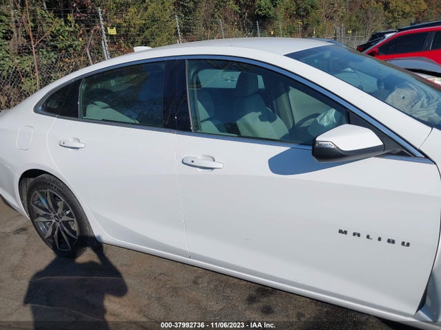 Chevrolet MALIBU LT 2018 1G1ZD5ST7JF273492 Image 13