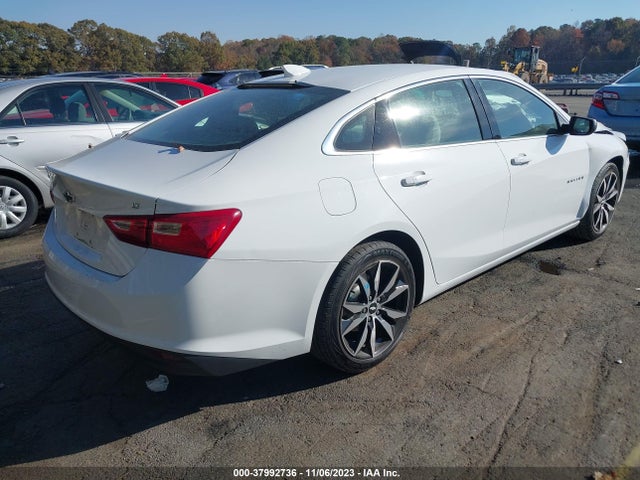 Chevrolet MALIBU LT 2018 1G1ZD5ST7JF273492 Image 4