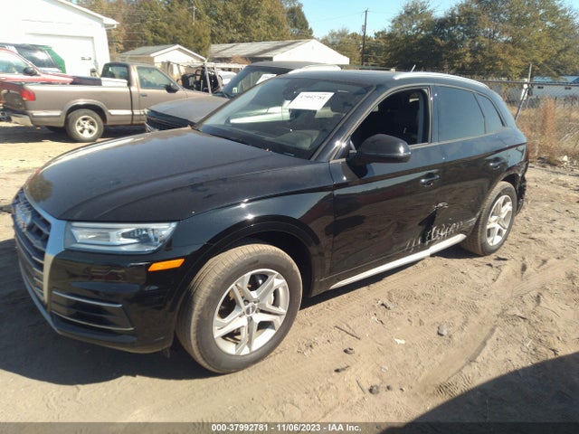 WA1ANAFY4J2231606 Audi Q5 2.0t Tech Premium/2.0t Premium