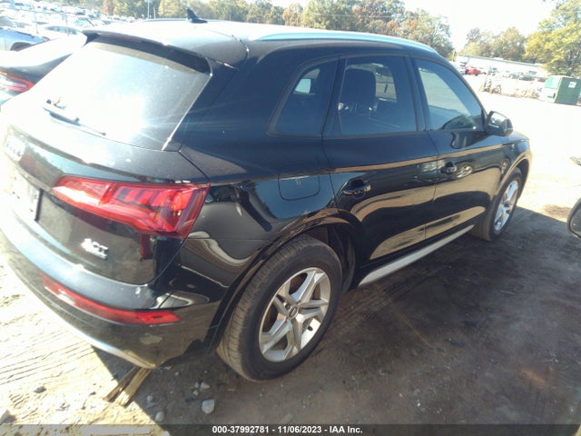WA1ANAFY4J2231606 Audi Q5 2.0t Tech Premium/2.0t Premium