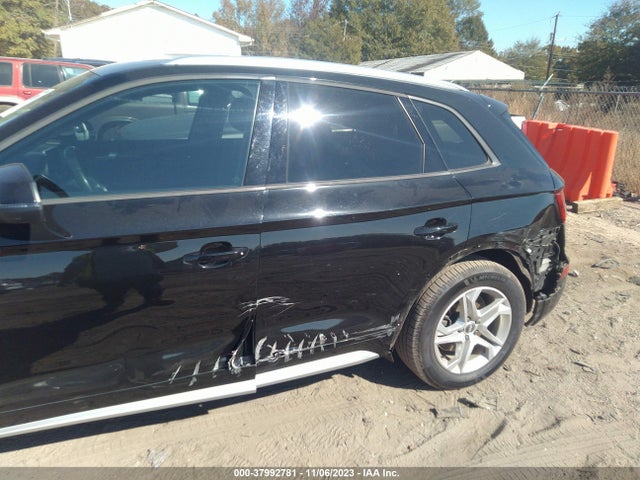 WA1ANAFY4J2231606 Audi Q5 2.0t Tech Premium/2.0t Premium