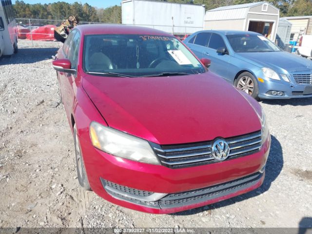 1VWAT7A39FC075071 Volkswagen Passat 1.8t Wolfsburg Edition