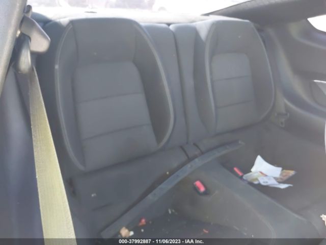 1FA6P8AM1F5312819 Ford Mustang V6