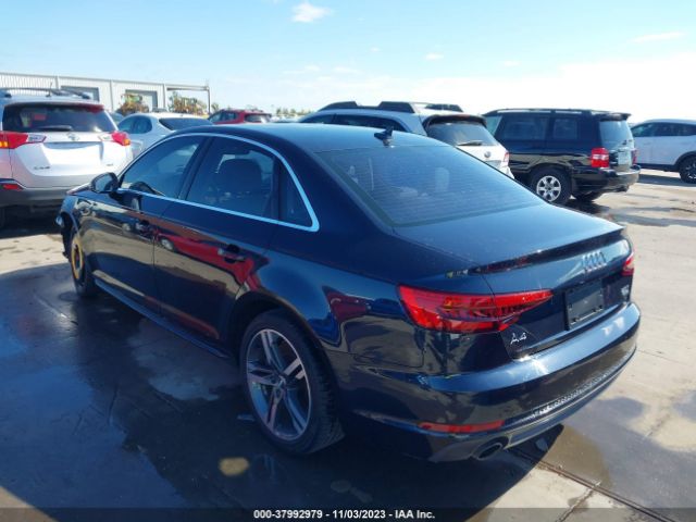 2017 AUDI A4 WAUENAF40HN024611 Photo 2