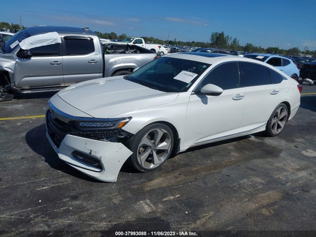 Honda Accord Touring 2020 1HGCV2F98LA002420 Image 2
