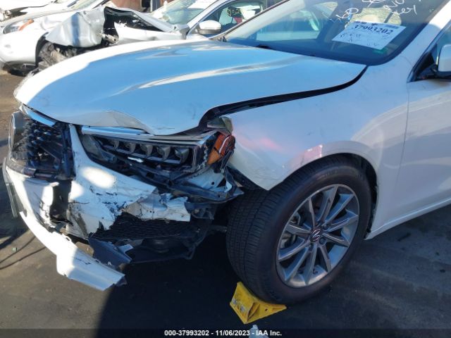 19UUB1F33JA006522 Acura TLX