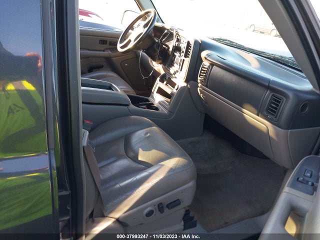 2005 GMC YUKON XL 1500 SLT VIN: 3GKEC16ZX5G179762