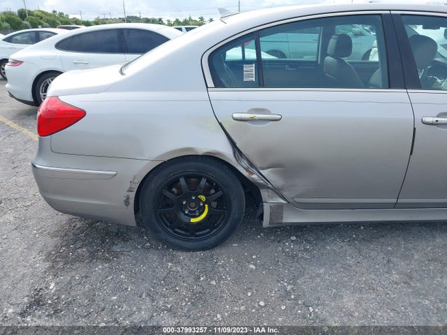 2012 HYUNDAI GENESIS 3.8 VIN: KMHGC4DD4CU182031