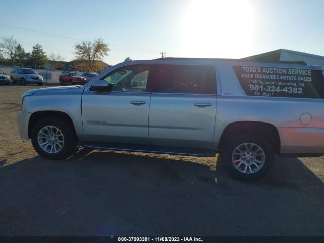 1GKS1GKC2KR404412 GMC Yukon Xl Slt