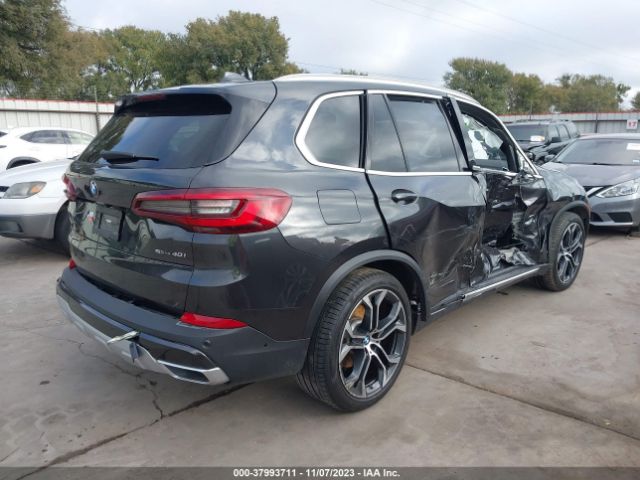 5UXCR4C03N9M04319 BMW X5 Sdrive40i